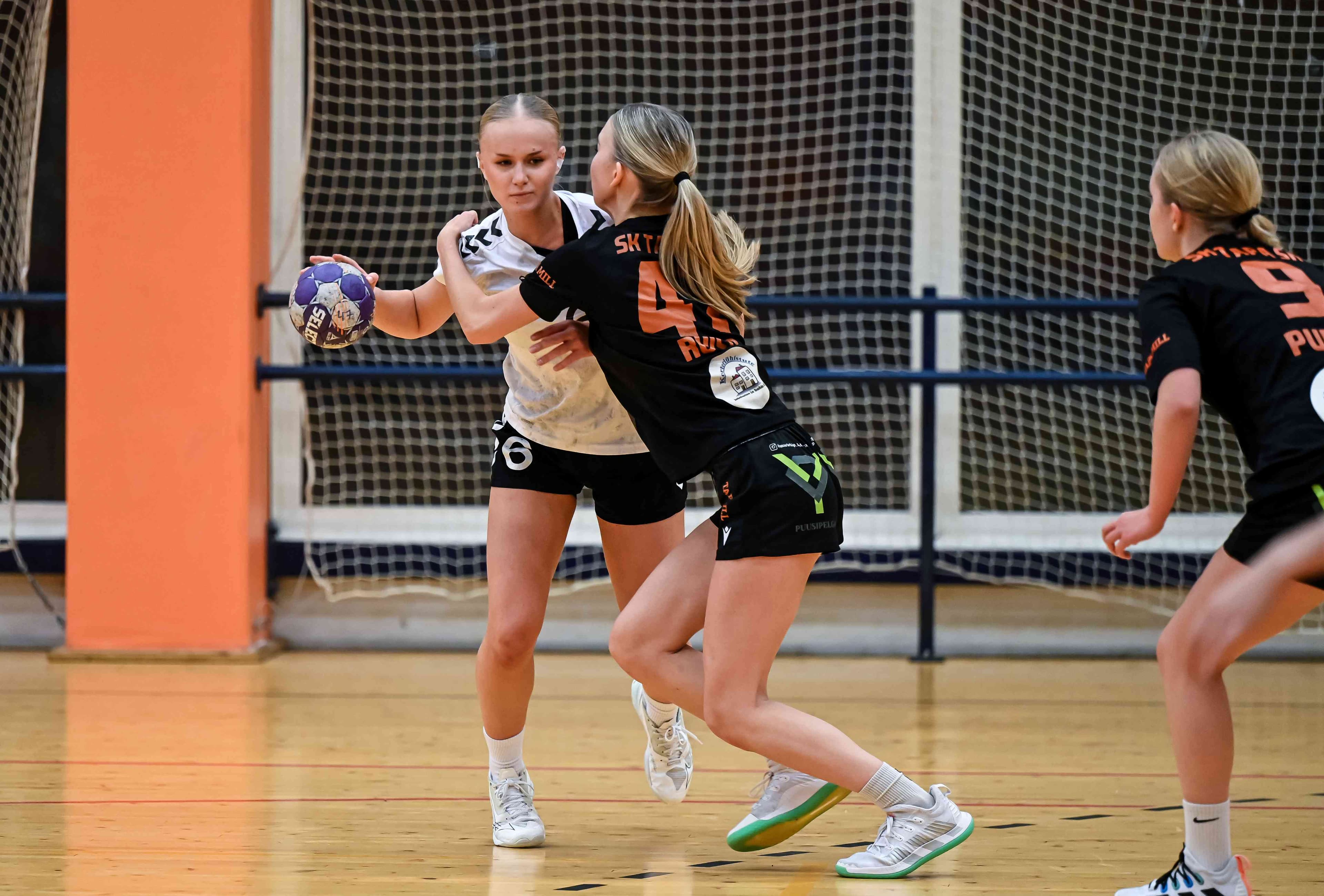 Algavad tütarlaste U19 meistrivõistluste mängud