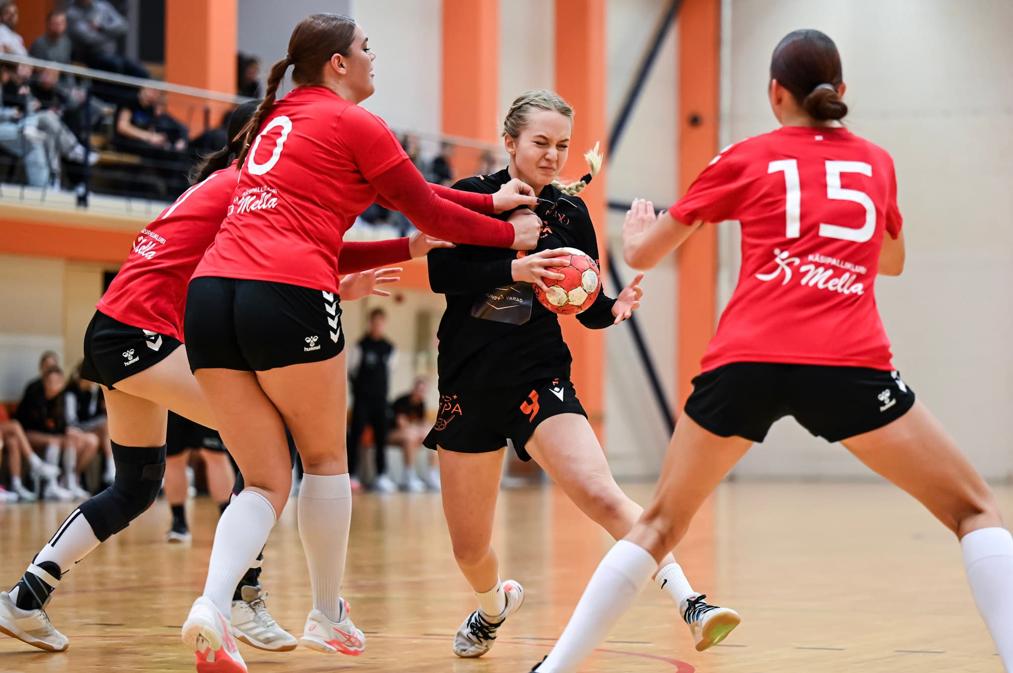 Naiste meistriliiga kohtumistes olid edukad külalisvõistkonnad