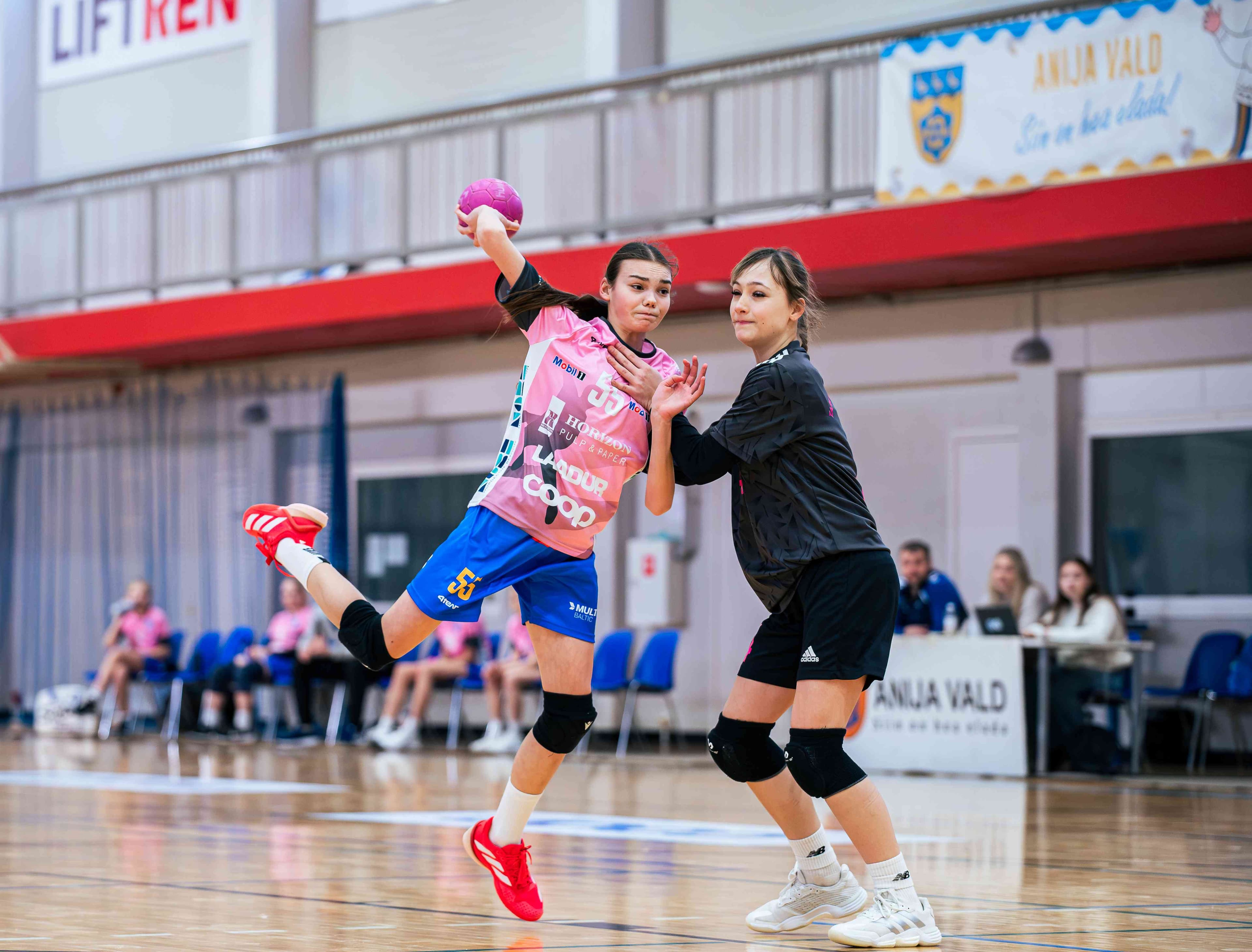 Kehra Spordihoones toimusid tütarlaste U15 I etapi mängud 2026 Eesti meistrivõistlustel käsipallis