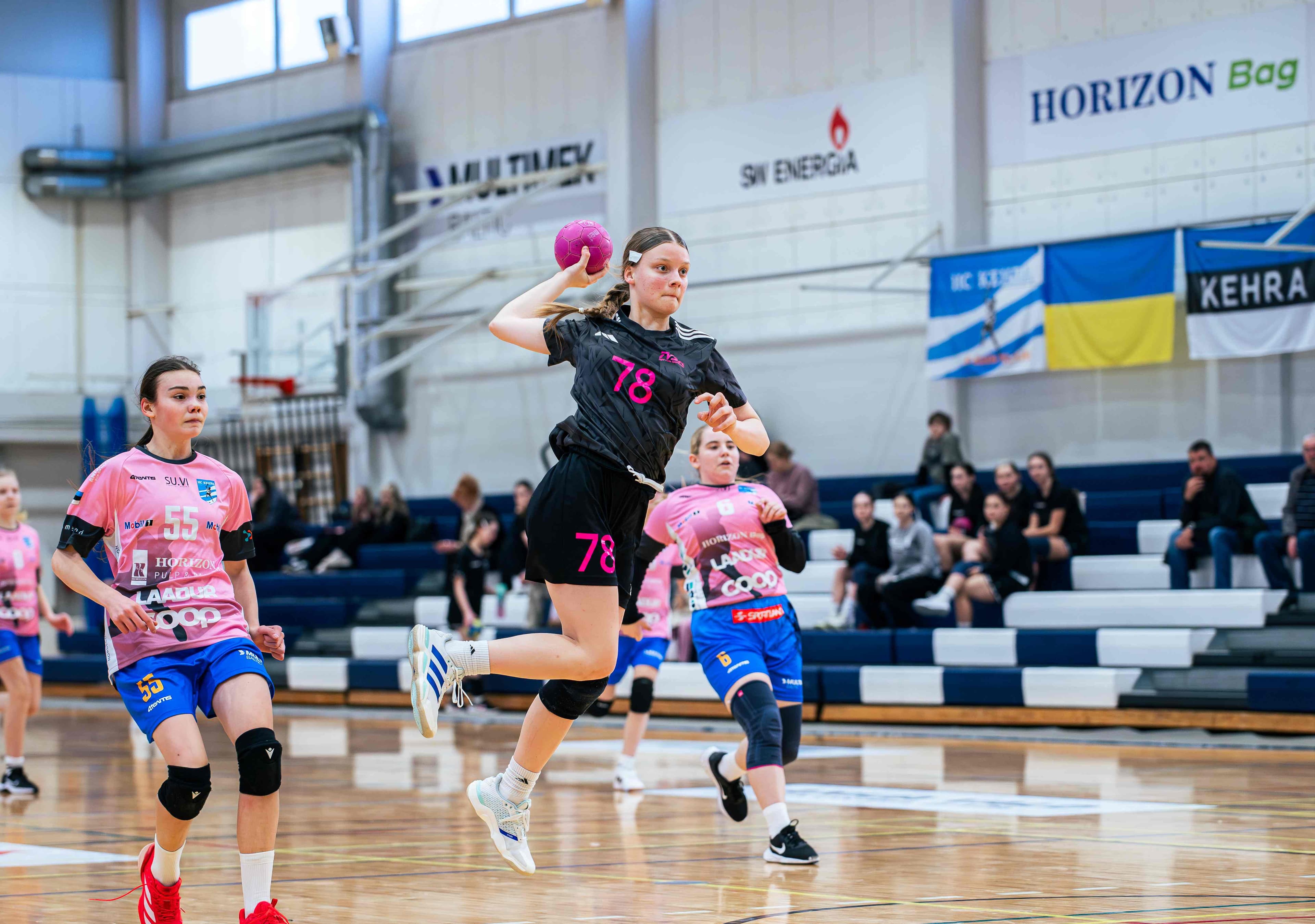 Kehra Spordihoones alustati tütarlaste U15 2026 Eesti meistrivõistlustel I etapi mängudega